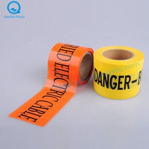 PELIGRO / PRECAUCIÓN Enterrado Principal debajo de la cinta de advertencia; Cinta de advertencia de cable / fibra bajo tierra